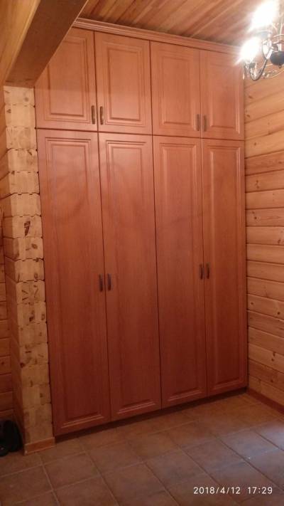 Разноцветный радиусный шкаф-купе в детскую 1